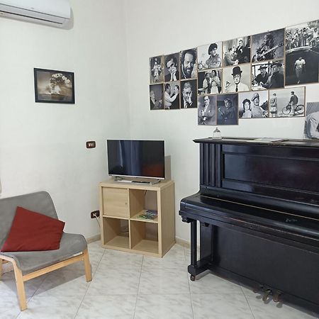 Le Note Di Napoli Apartment Exterior foto